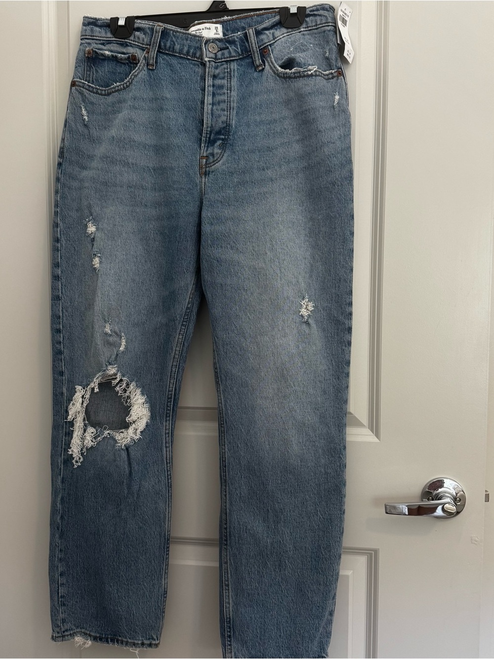 Abercrombie & Fitch NWT The Dad High Rise Jean sz 29 / 8s